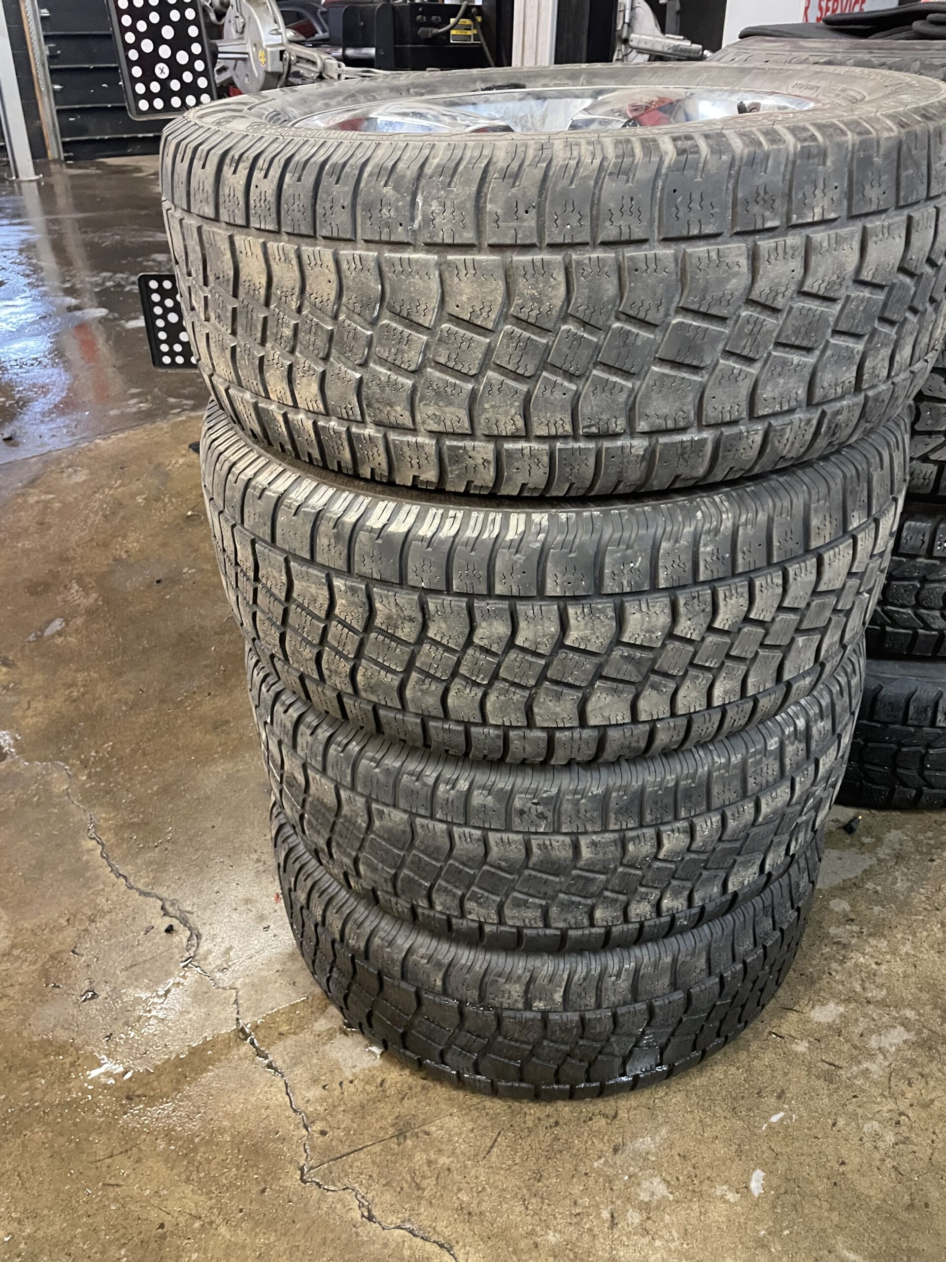 275/55r20 snow tires on dodge ram rims