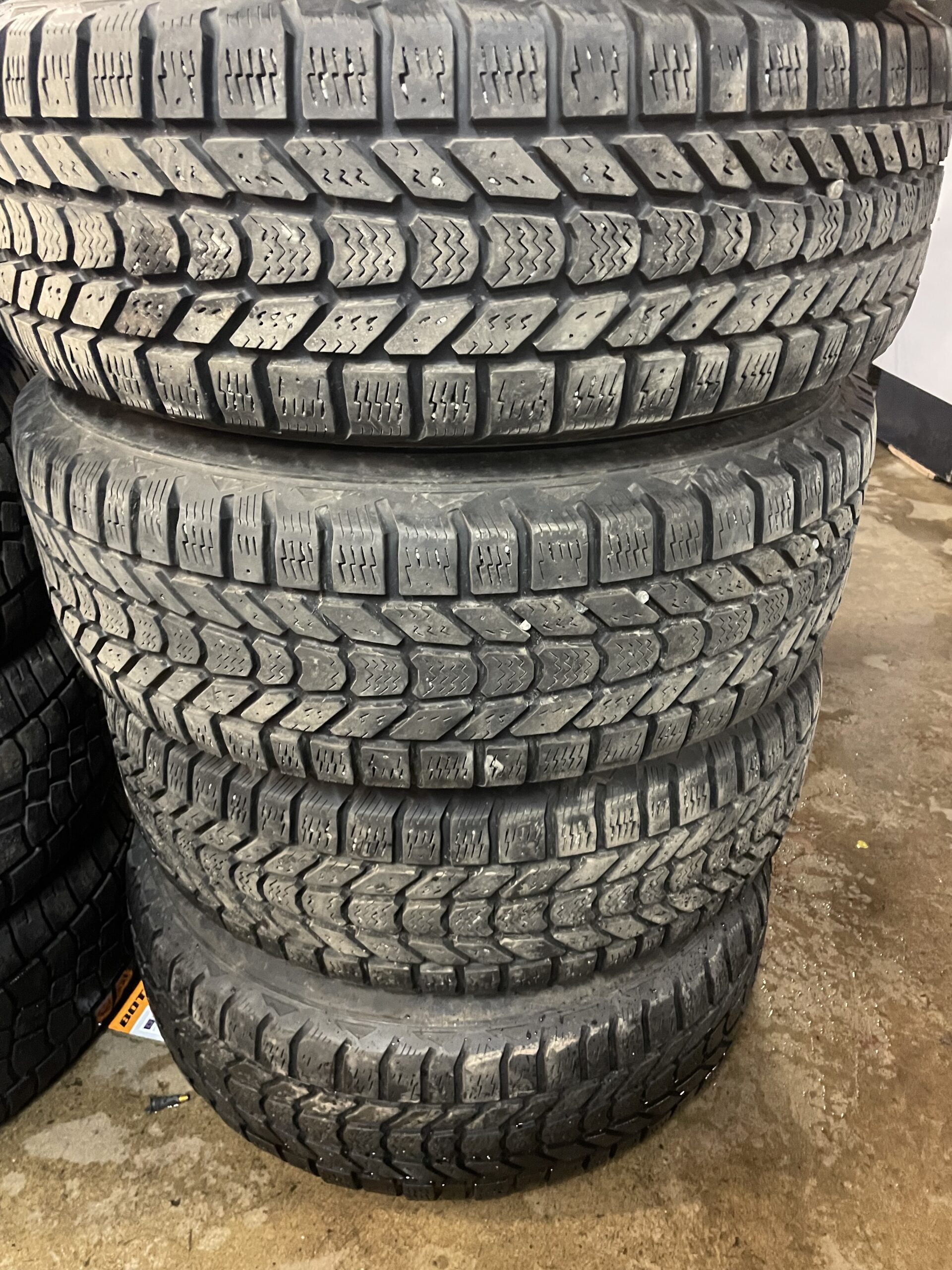 275/70r18 Firestone snow tires on ford f150 rims