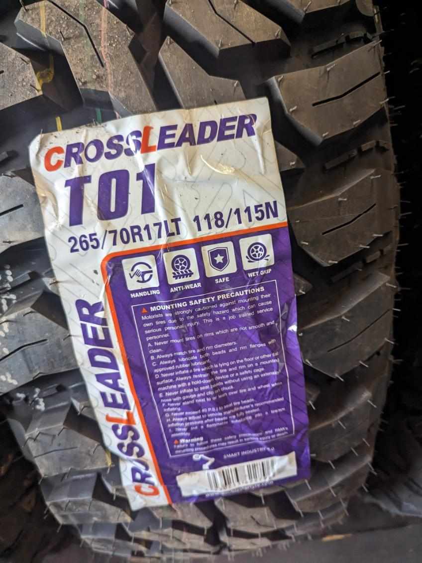Crossleader 265/70R17 LT Tires