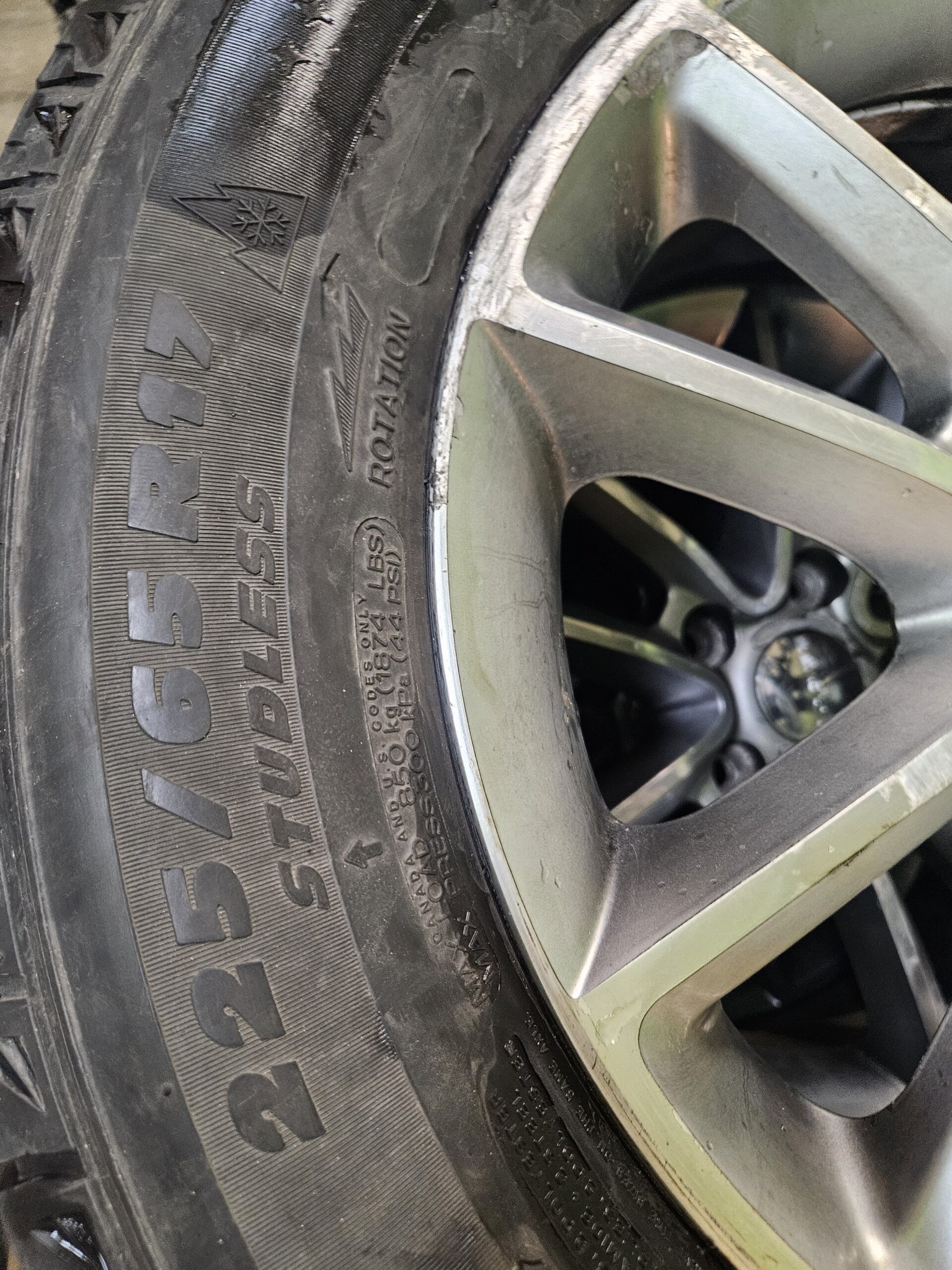 225/65R17 Michelin Snow Tires