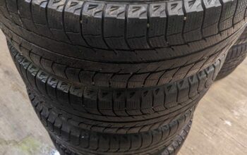 225/65R17 Michelin Snow Tires on Hyundai Rims