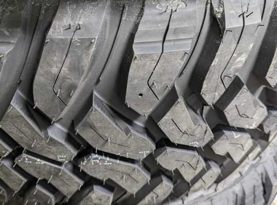 33×12.50 R18 LT Neolin Mud Tires